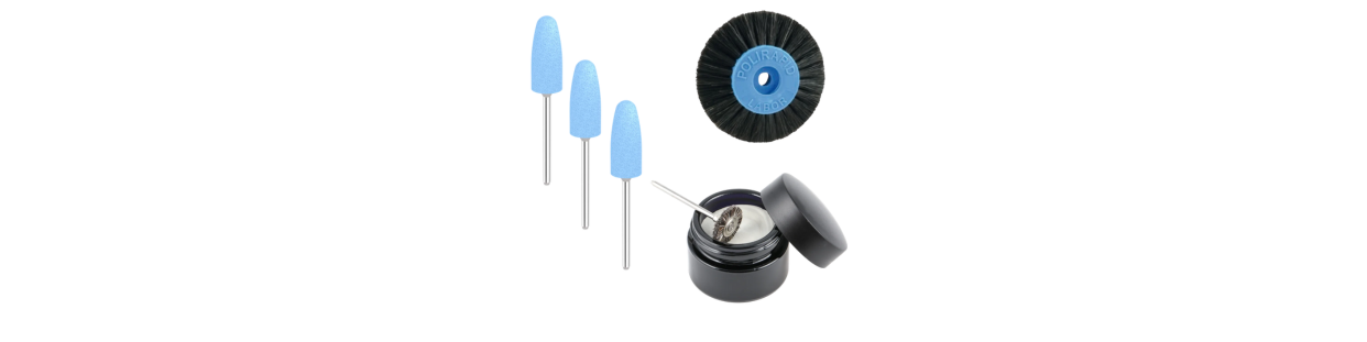 Finition et Polissage Laboratoire Dentaire – Surfaces Lisses et Brillantes